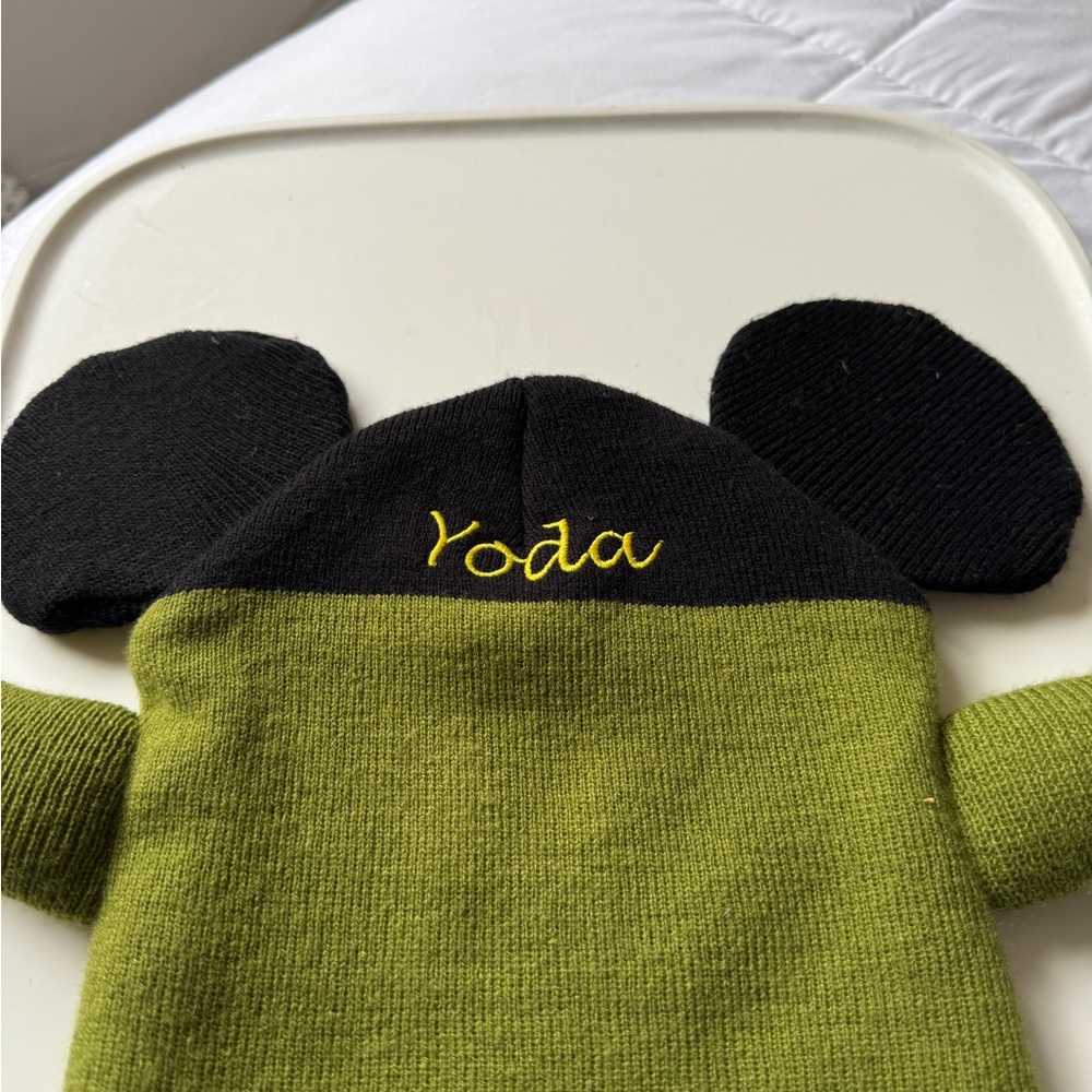 Disney Parks GROGU baby Yoda beanie hat/ Mandalorian Star Wars - Picture 4 of 5